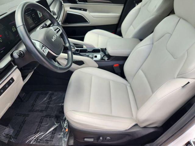 Used 2025 Kia Telluride S FWD image 12