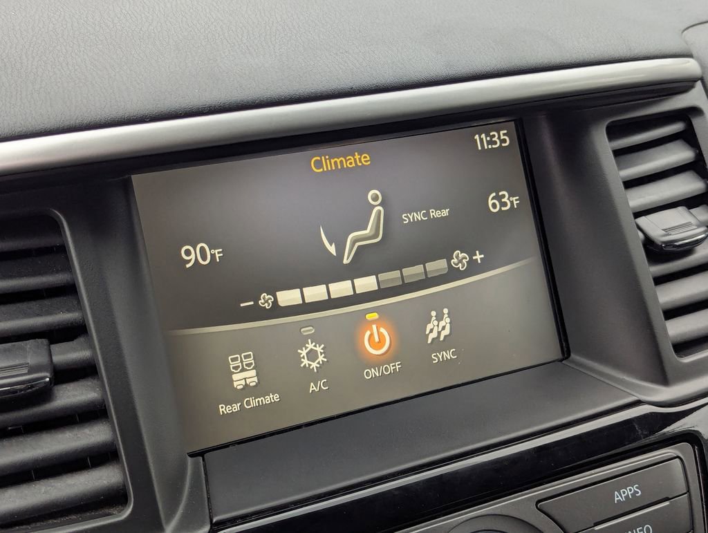 Used 2020 Nissan Pathfinder S AWD/4WD image 19