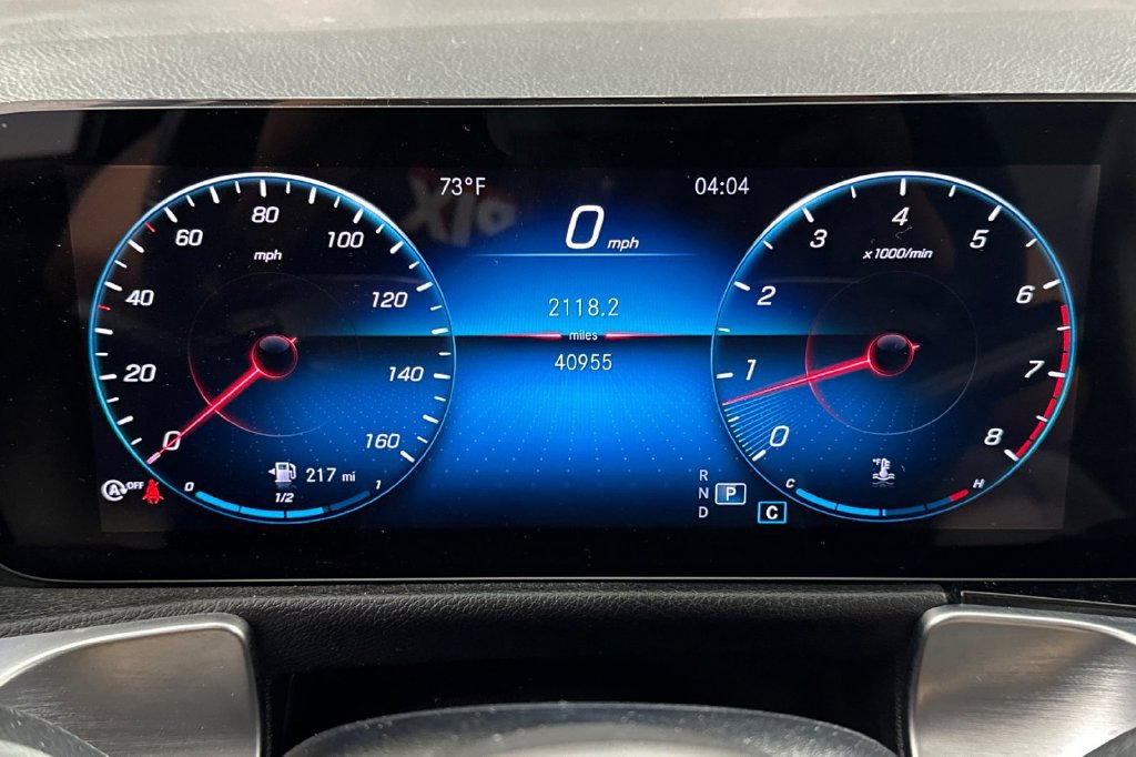 Used 2022 Mercedes-Benz GLB 250 4MATIC image 32