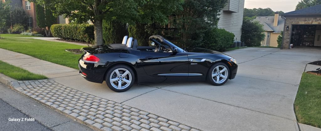 Used 2009 BMW Z4 sDrive30i RWD image 4
