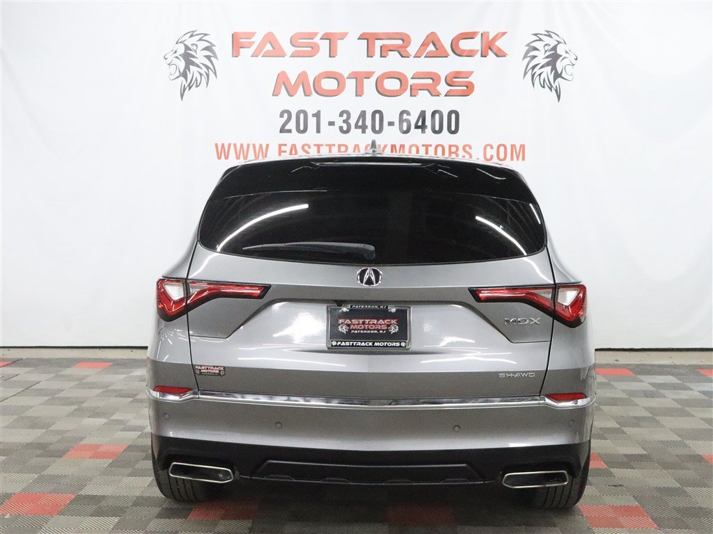 Used 2022 Acura MDX SH-AWD w/ Technology Package image 5