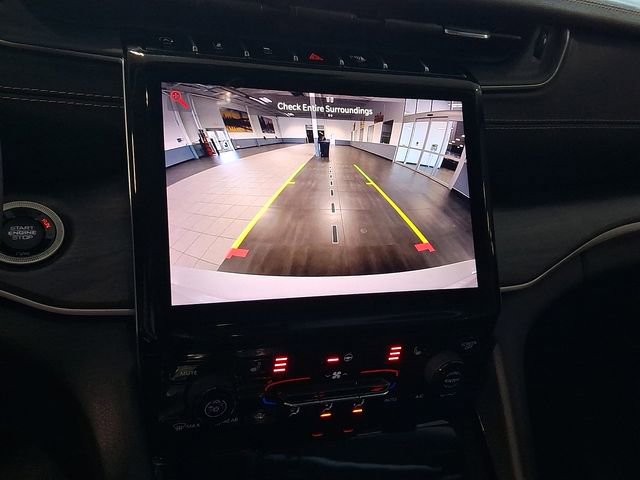 Used 2021 Jeep Grand Cherokee L Limited image 19