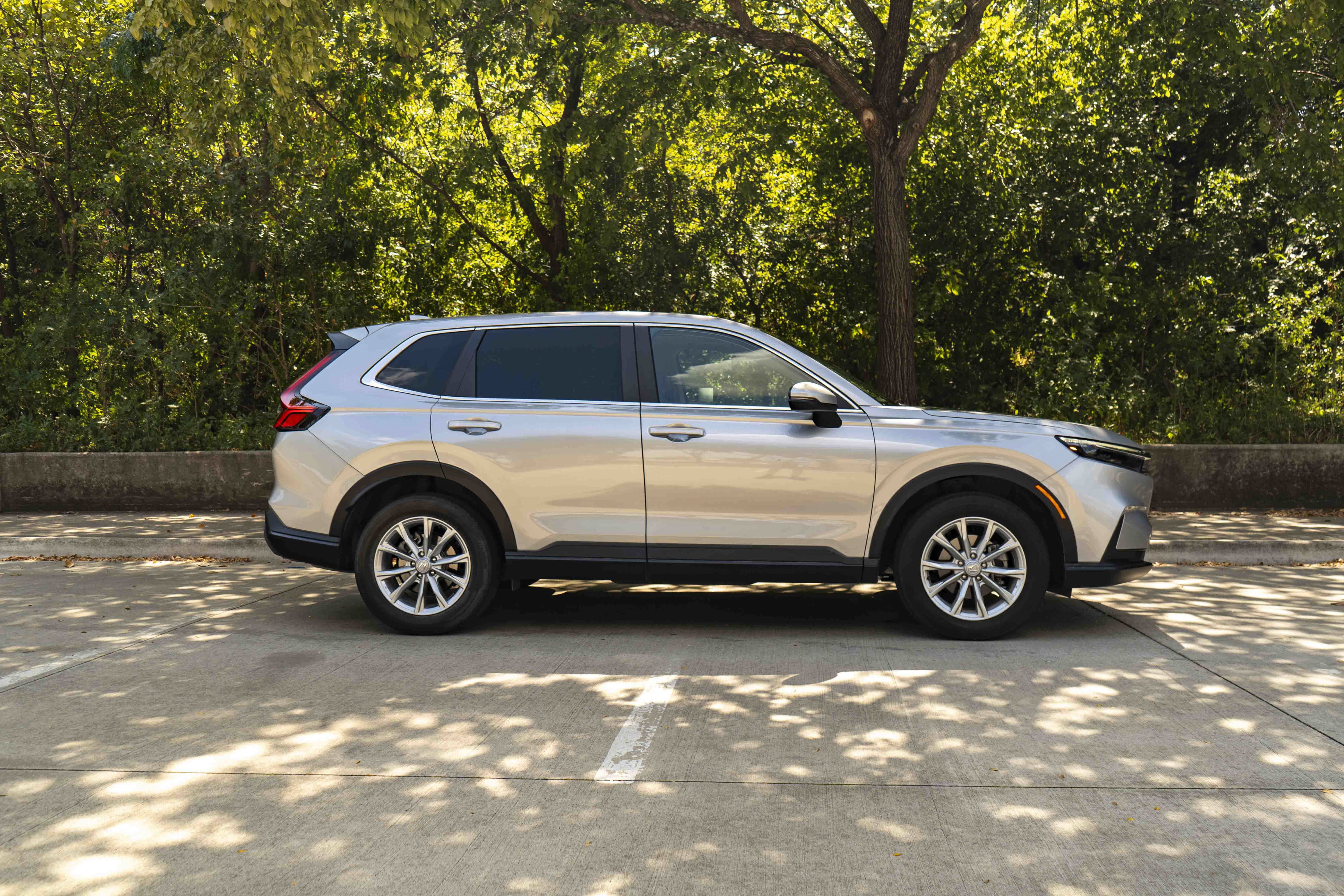 Used 2024 Honda CR-V EX image 10