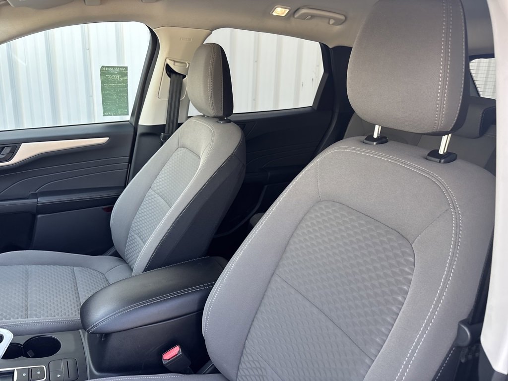 Used 2022 Ford Escape SE image 22