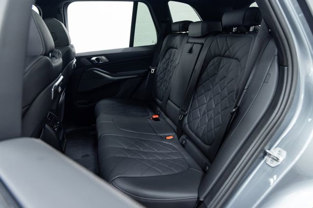 Certified 2024 BMW X5 xDrive40i w/ Premium Package image 23
