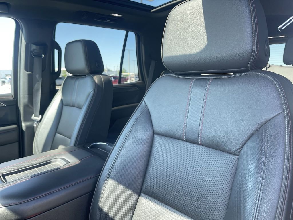 Used 2021 Chevrolet Tahoe RST w/ Max Trailering Package AWD/4WD image 17