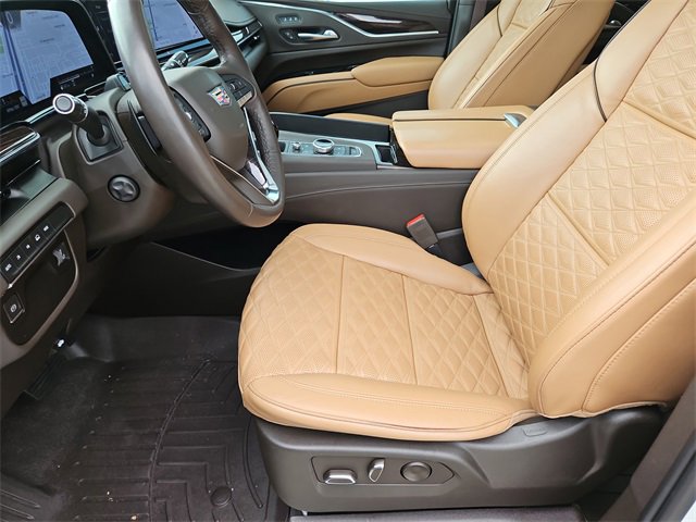 Used 2023 Cadillac Escalade ESV Premium Luxury image 19