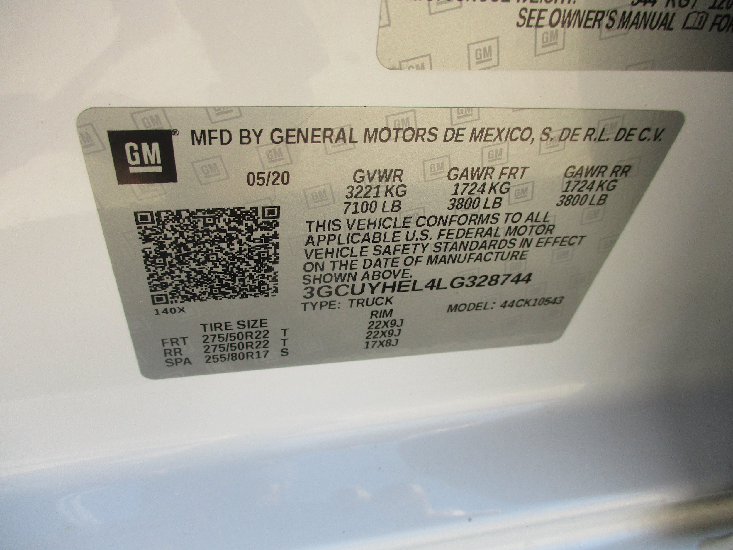 Used 2020 Chevrolet Silverado 1500 High Country w/ Technology Package AWD/4WD image 27