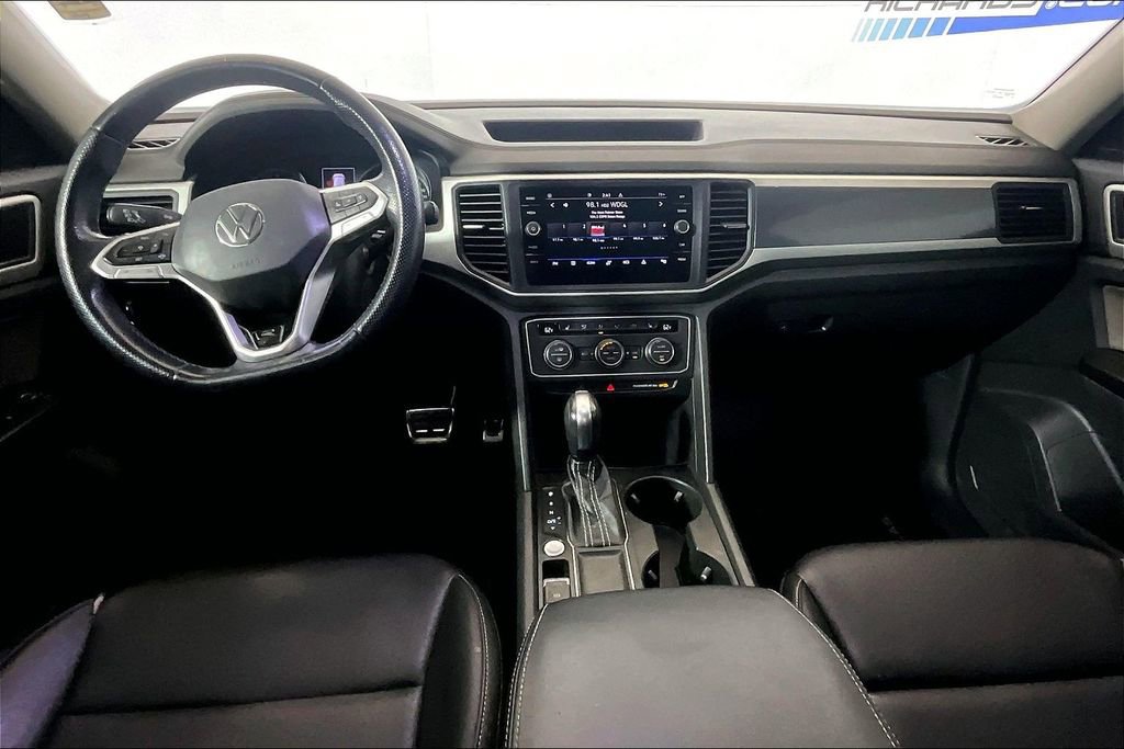 Used 2021 Volkswagen Atlas SE w/ Panoramic Sunroof Package image 11