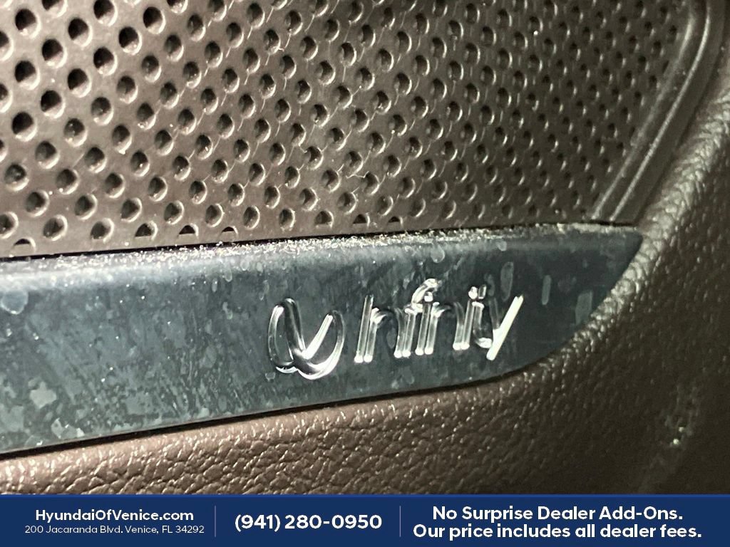 Used 2020 Hyundai Santa Fe Limited FWD image 16