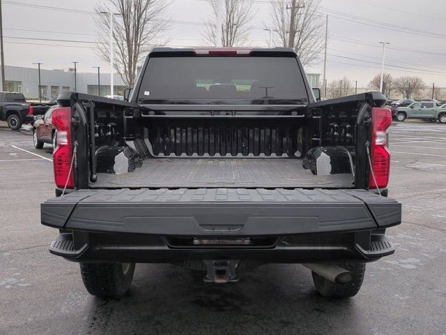 Used 2022 Chevrolet Silverado 2500 Custom w/ Custom Value Package AWD/4WD image 15