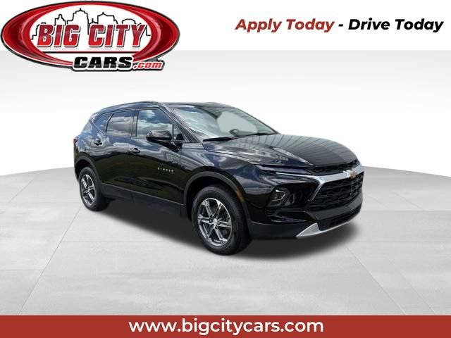 Used 2023 Chevrolet Blazer LT w/ Convenience Package FWD image 1