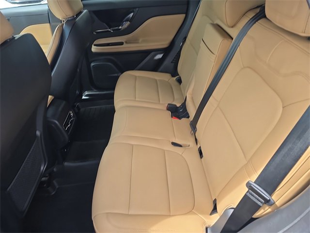 Used 2023 Lincoln Corsair Reserve image 10