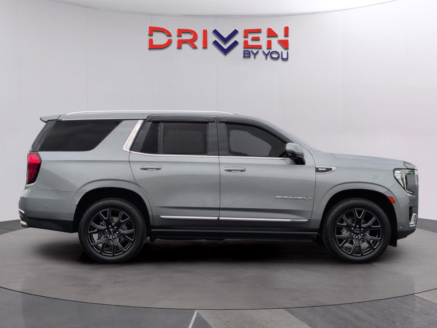Used 2023 GMC Yukon Denali w/ Denali Reserve Package AWD/4WD image 6