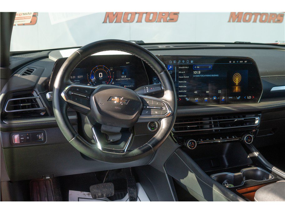 Used 2024 Chevrolet Traverse LT w/ Midnight/Sport Edition FWD image 28