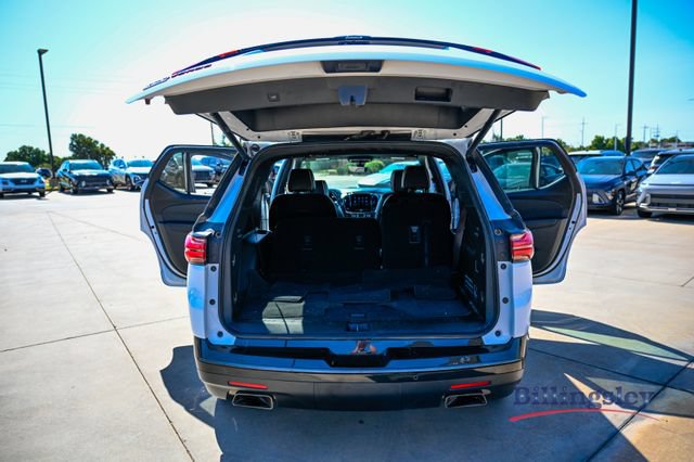 Used 2024 Chevrolet Traverse Premier w/ Redline Edition FWD image 17