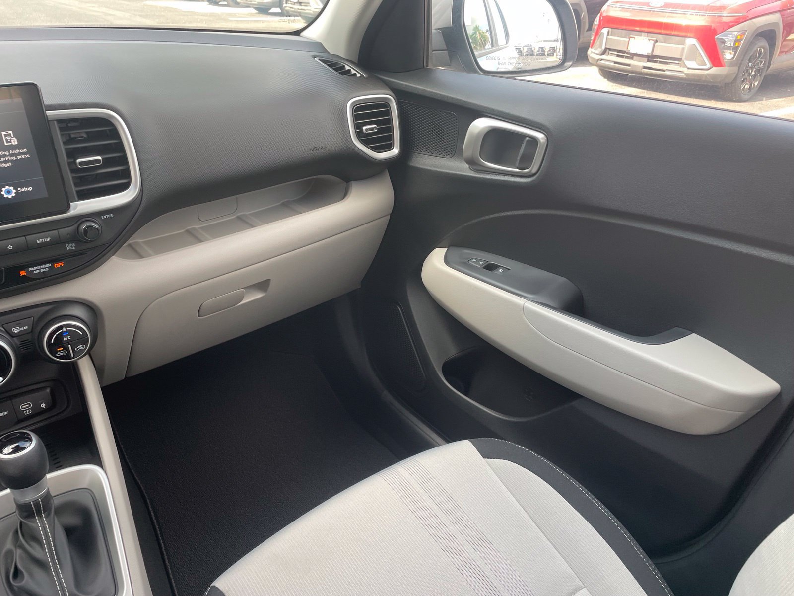 New 2026 Hyundai Venue SEL FWD image 23