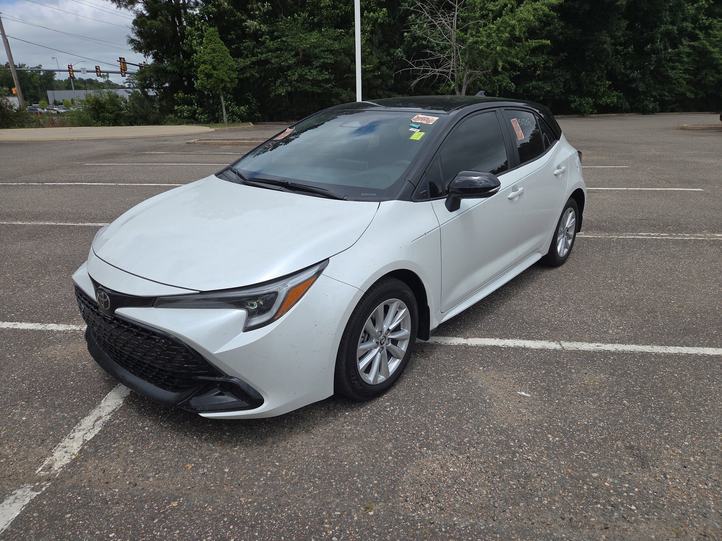 Used 2025 Toyota Corolla SE FWD image 7