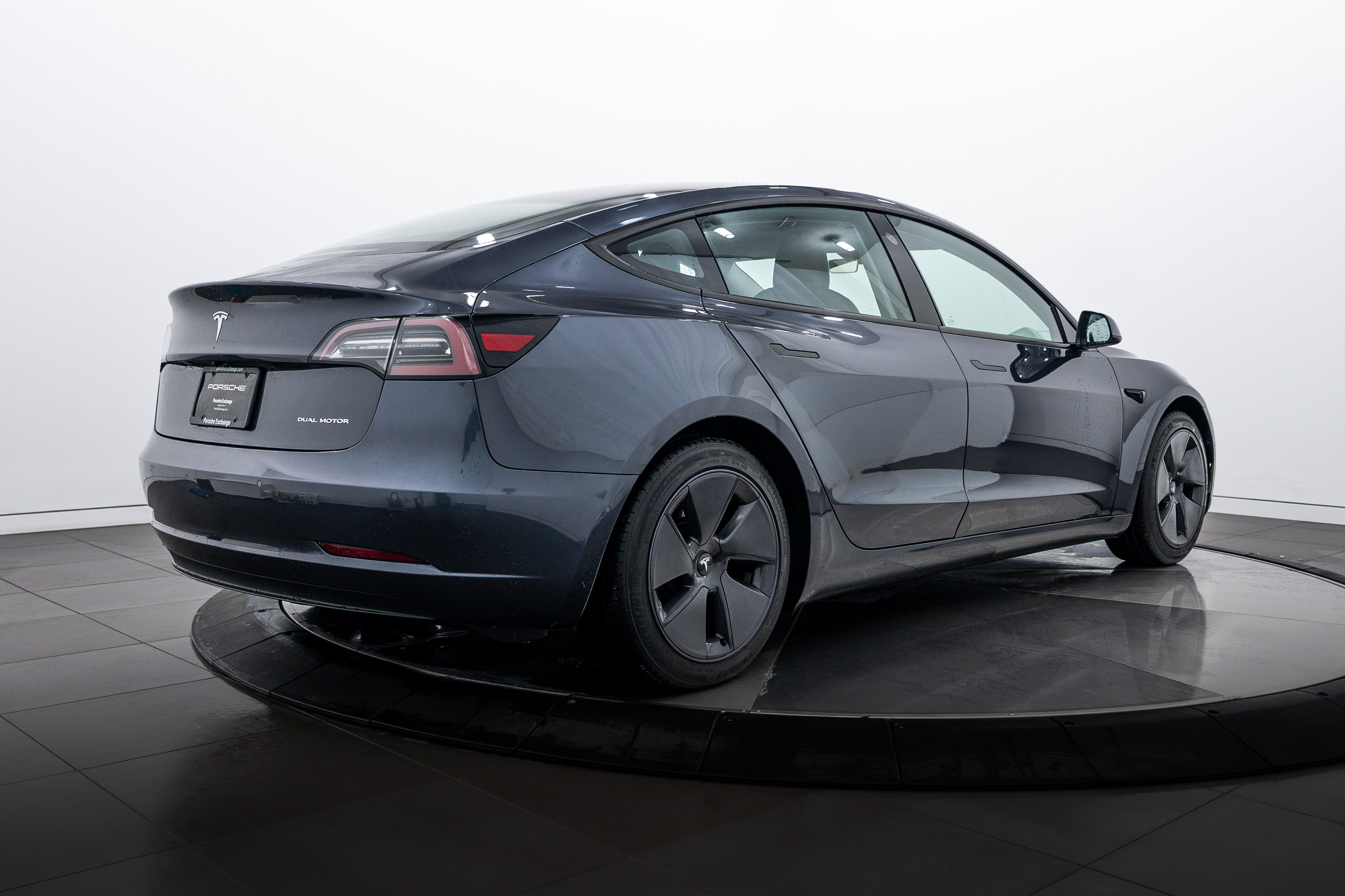 Used 2021 Tesla Model 3 Long Range image 7