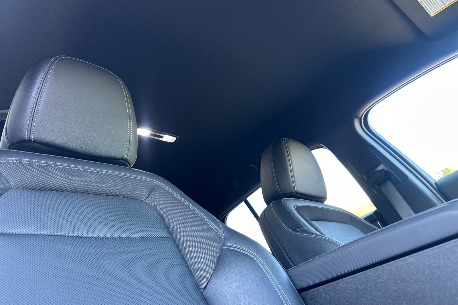 Used 2024 Chevrolet Equinox EV LT FWD image 20