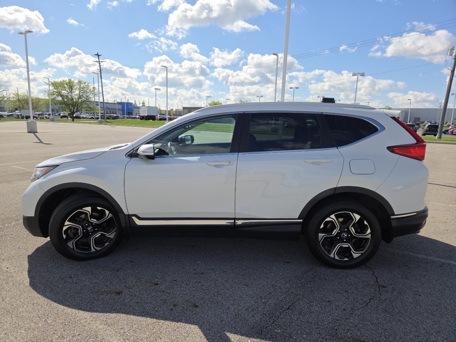 Used 2018 Honda CR-V Touring image 15