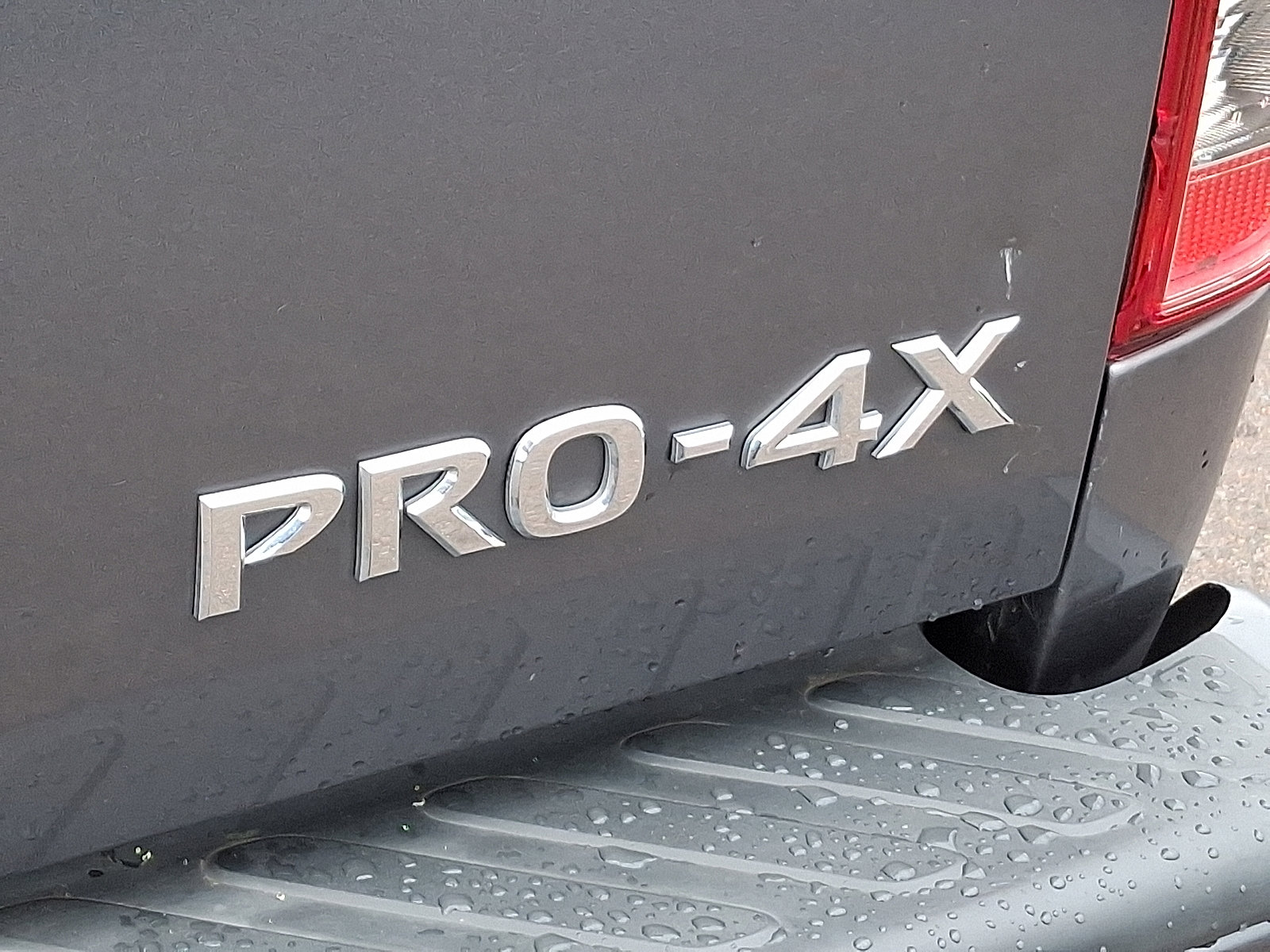 Used 2019 Nissan Frontier PRO-4X image 30