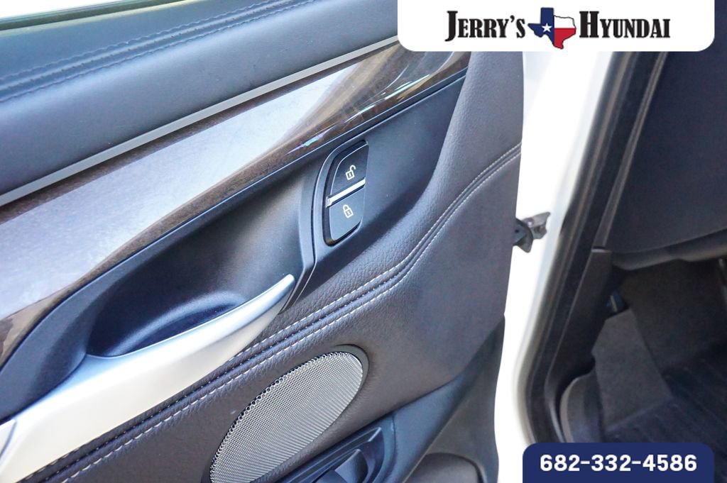 Used 2018 BMW X6 xDrive50i w/ Premium Package image 18