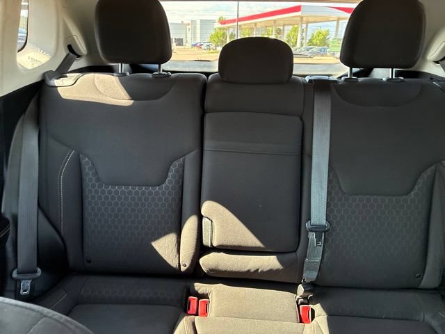 Used 2018 Jeep Compass Sport w/ Tech Group FWD image 23