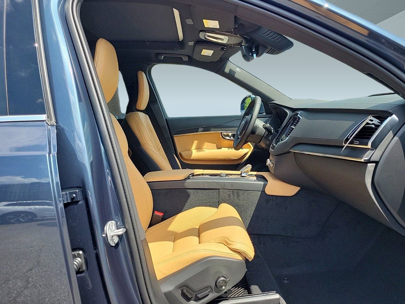 New 2024 Volvo XC90 T8 Ultimate w/ Protection Package Premier image 34