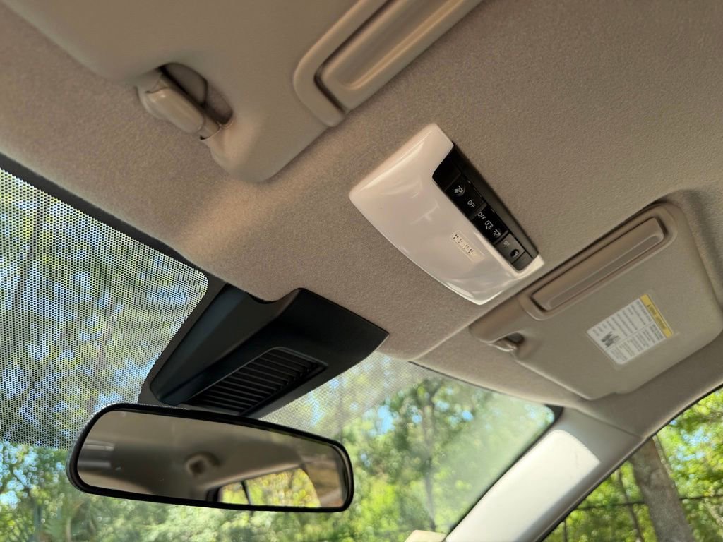 Used 2025 Nissan Kicks Play S FWD image 31