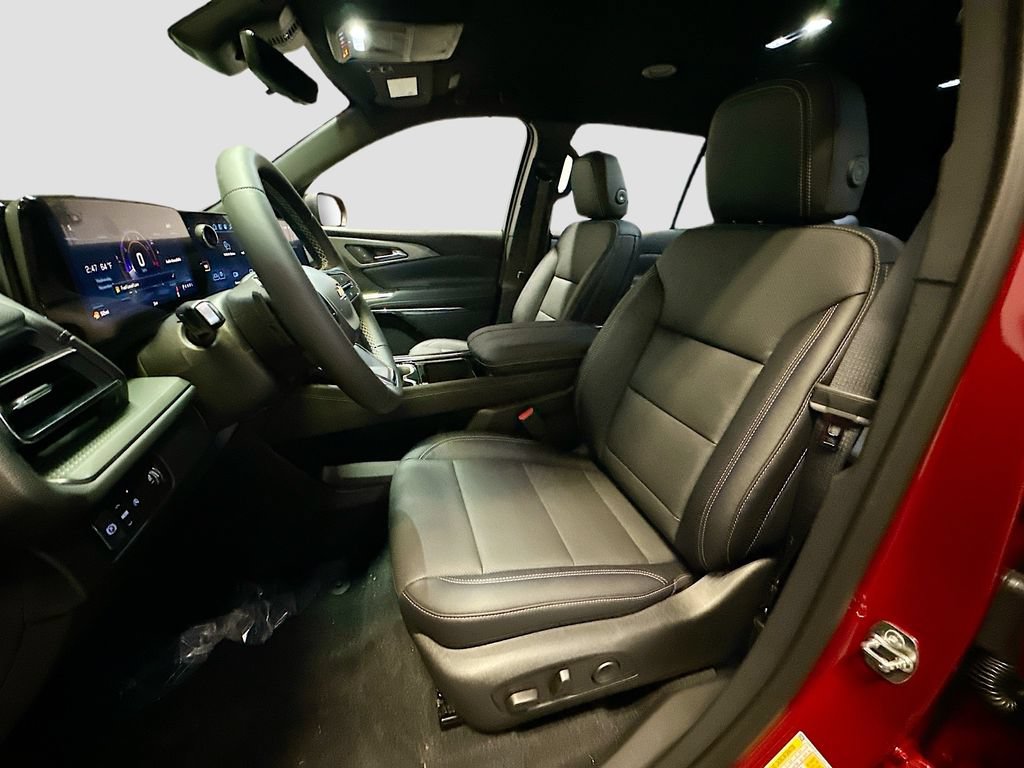 New 2026 Chevrolet Traverse LT w/ Driver Confidence Package FWD image 23