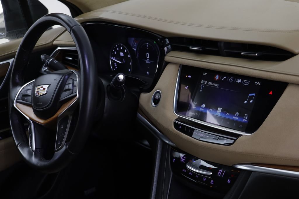 Used 2018 Cadillac XT5 Platinum w/ Driver Assist Package image 21