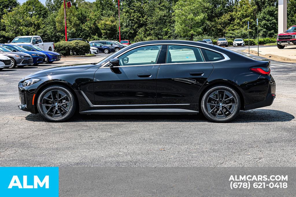 Used 2025 BMW i4 xDrive40i w/ Parking Assistance Package image 9