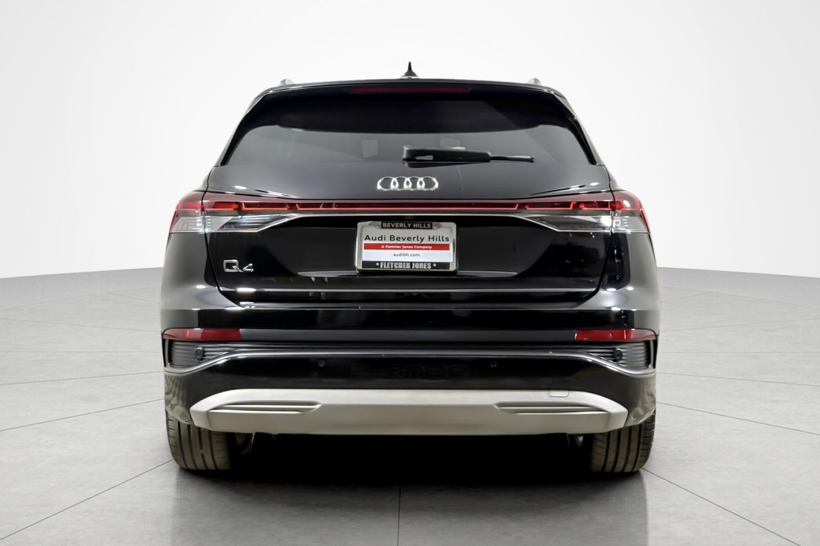 Certified 2023 Audi Q4 e-tron Premium w/ Premium Plus RWD image 4