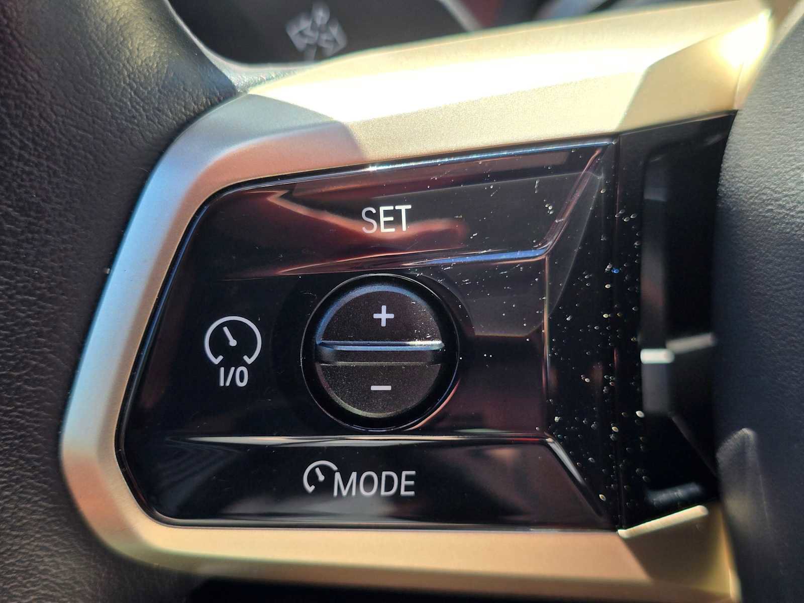 Used 2023 BMW iX xDrive50 w/ Premium Package image 35