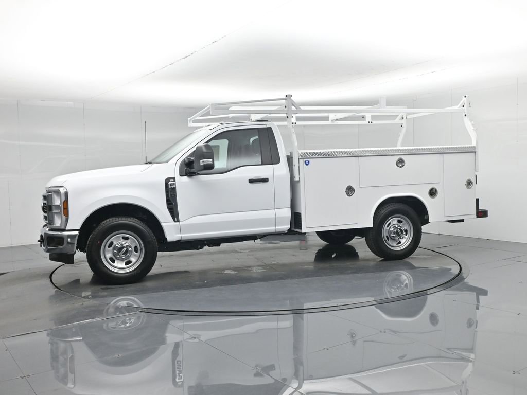 New 2026 Ford F350 XL w/ XL Chrome Package RWD image 38