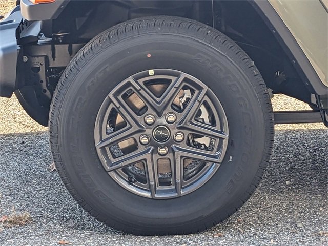 New 2025 Jeep Gladiator Sport image 24