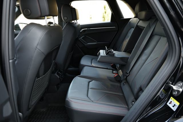 Certified 2025 Audi Q3 2.0T Premium Plus w/ Premium Plus Package image 26