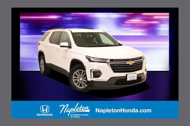 Used 2023 Chevrolet Traverse LT image 1