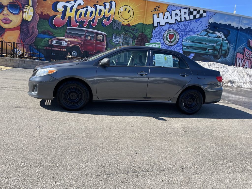 Used 2013 Toyota Corolla L image 2