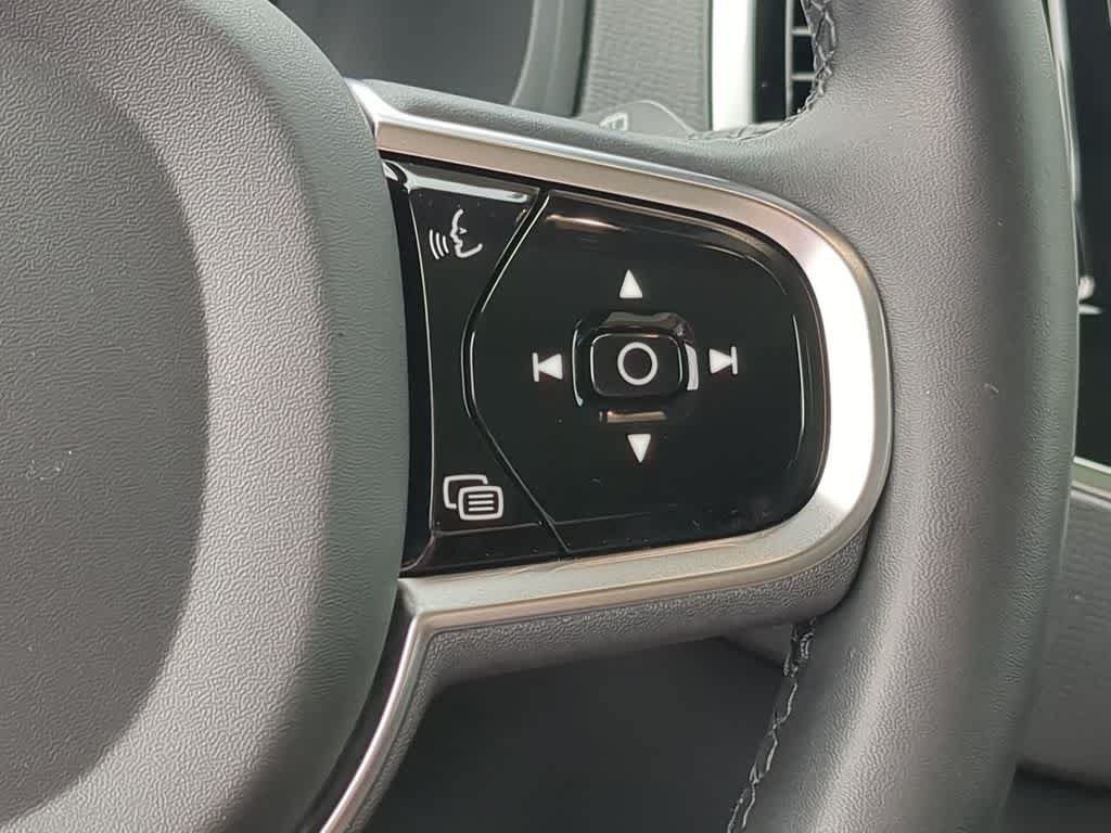 Certified 2023 Volvo XC90 B6 Plus w/ Protection Package Premier AWD/4WD image 23