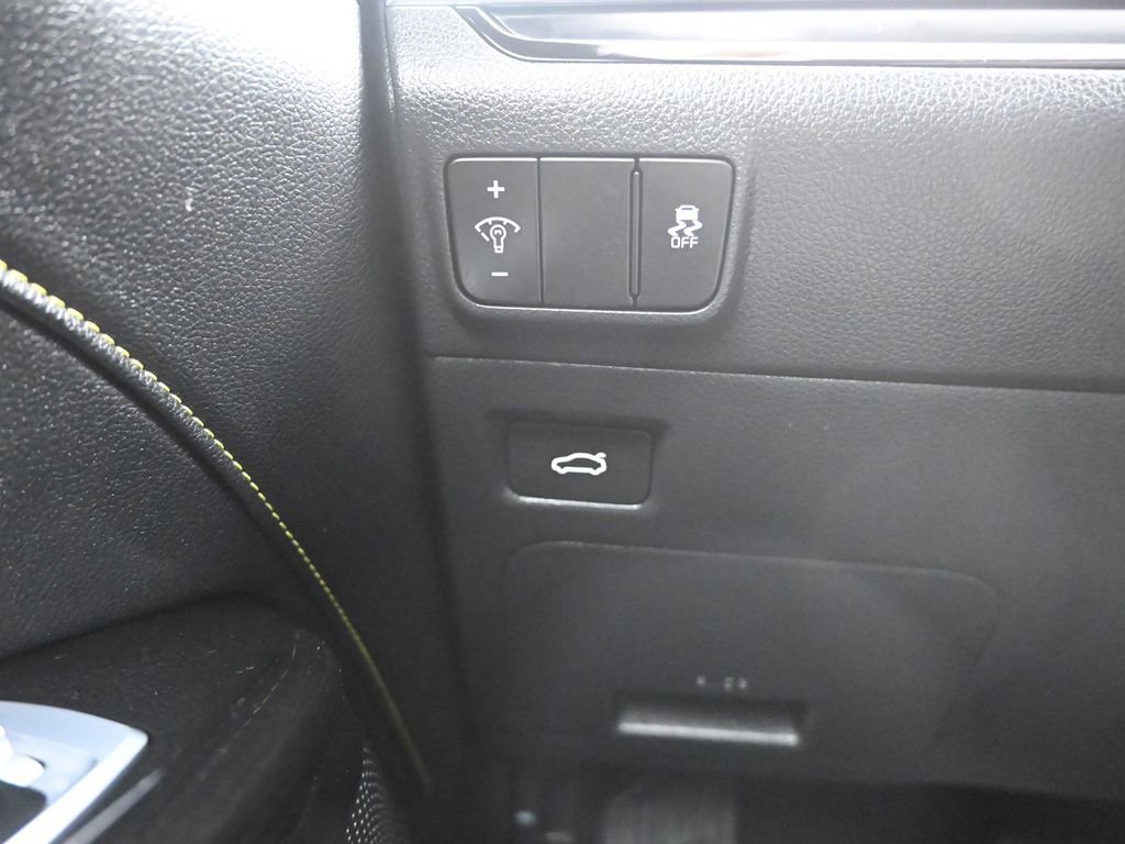 Certified 2025 Kia K5 GT image 24