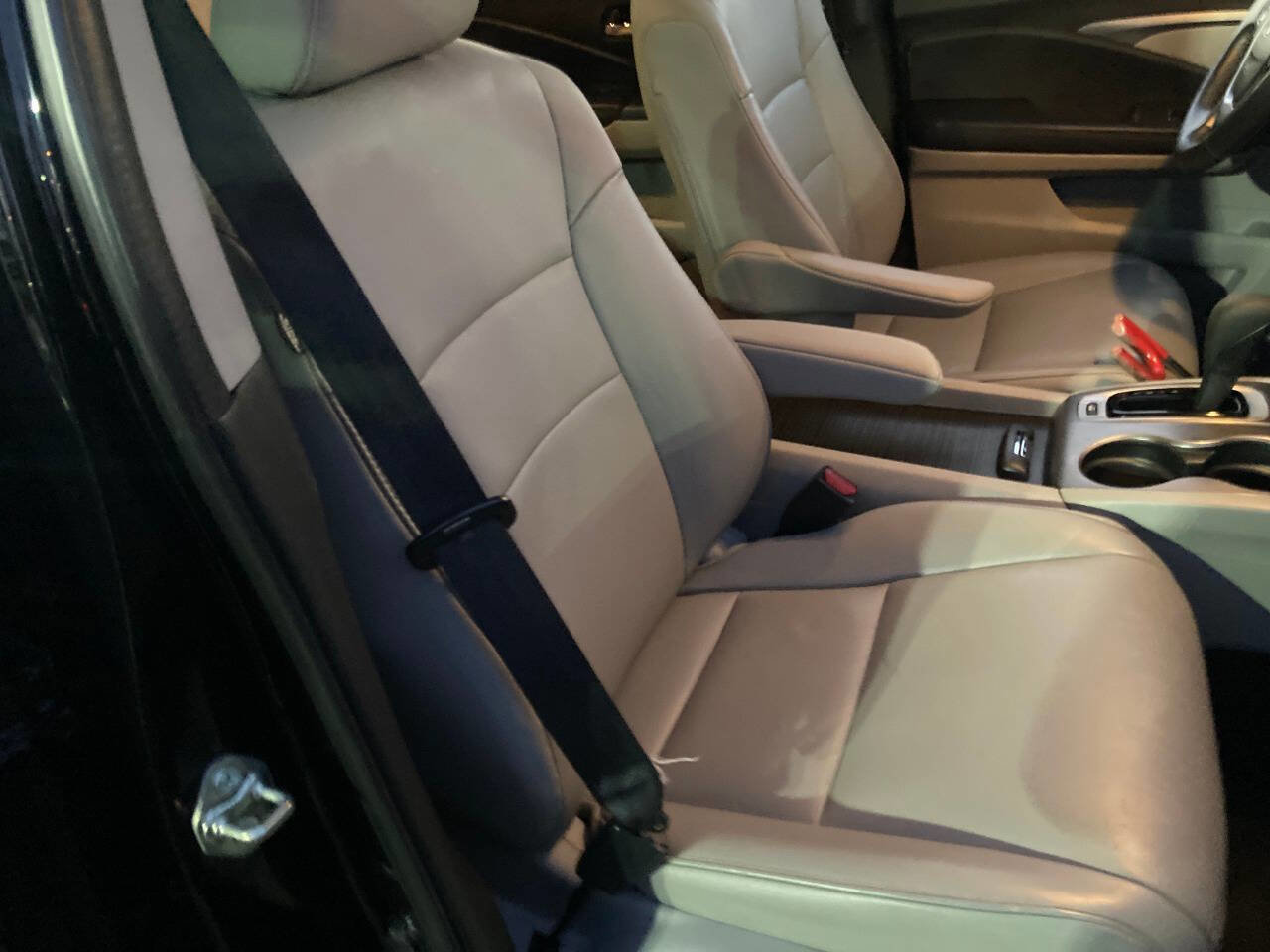 Used 2016 Honda Pilot EX-L image 33