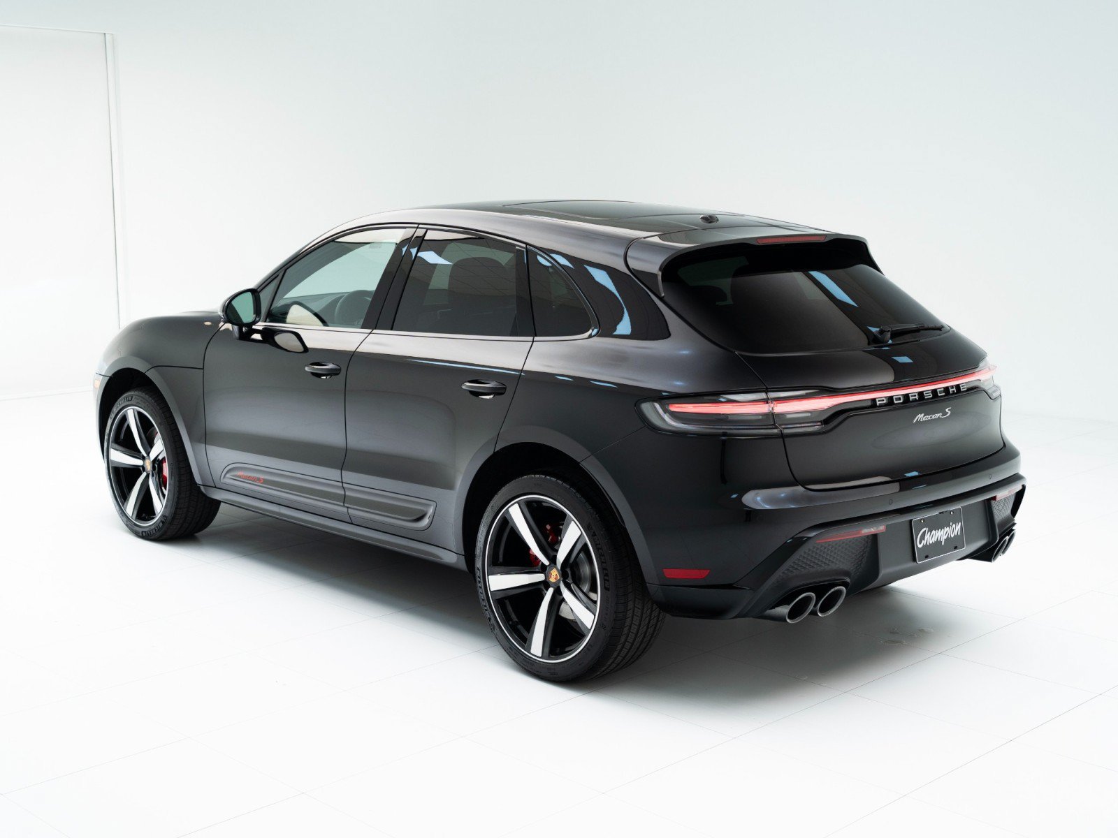 New 2026 Porsche Macan S AWD/4WD image 3