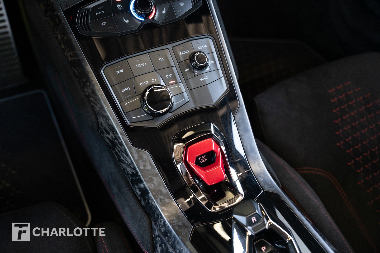 Used 2018 Lamborghini Huracan Performante image 29