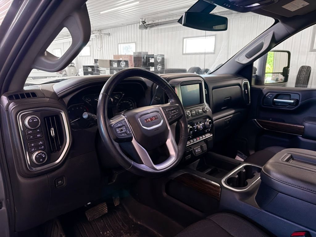 Used 2020 GMC Sierra 1500 Elevation w/ Elevation Value Package AWD/4WD image 8
