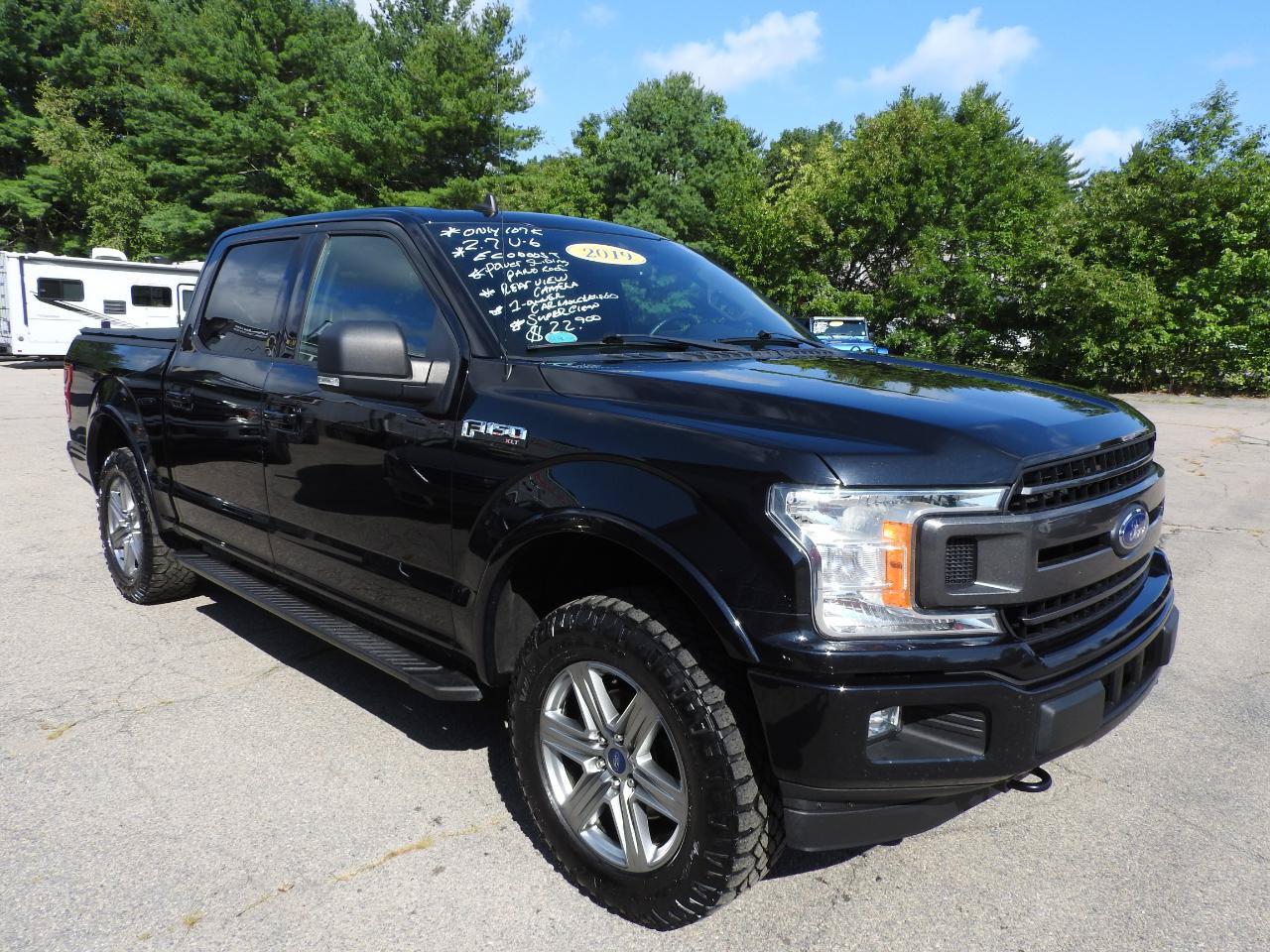 Used 2019 Ford F150 XLT w/ Equipment Group 302A Luxury AWD/4WD image 3