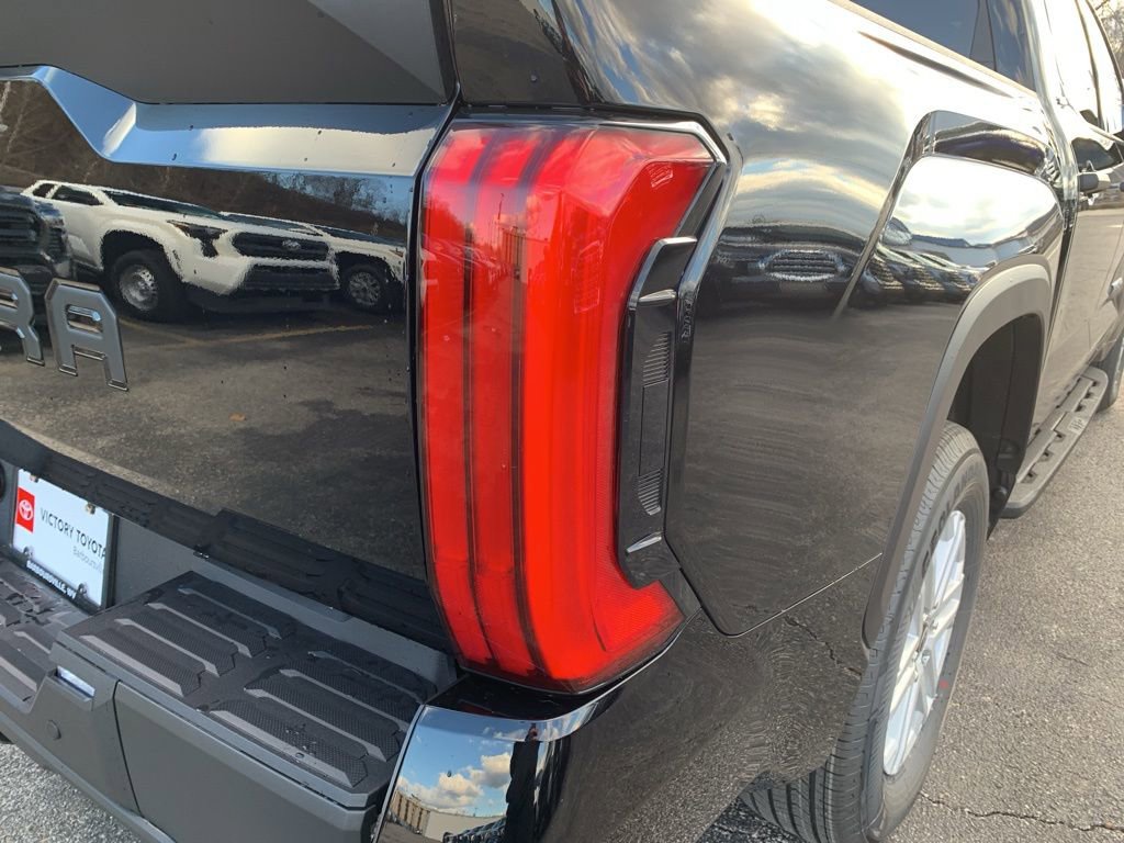 New 2026 Toyota Tundra SR5 image 30