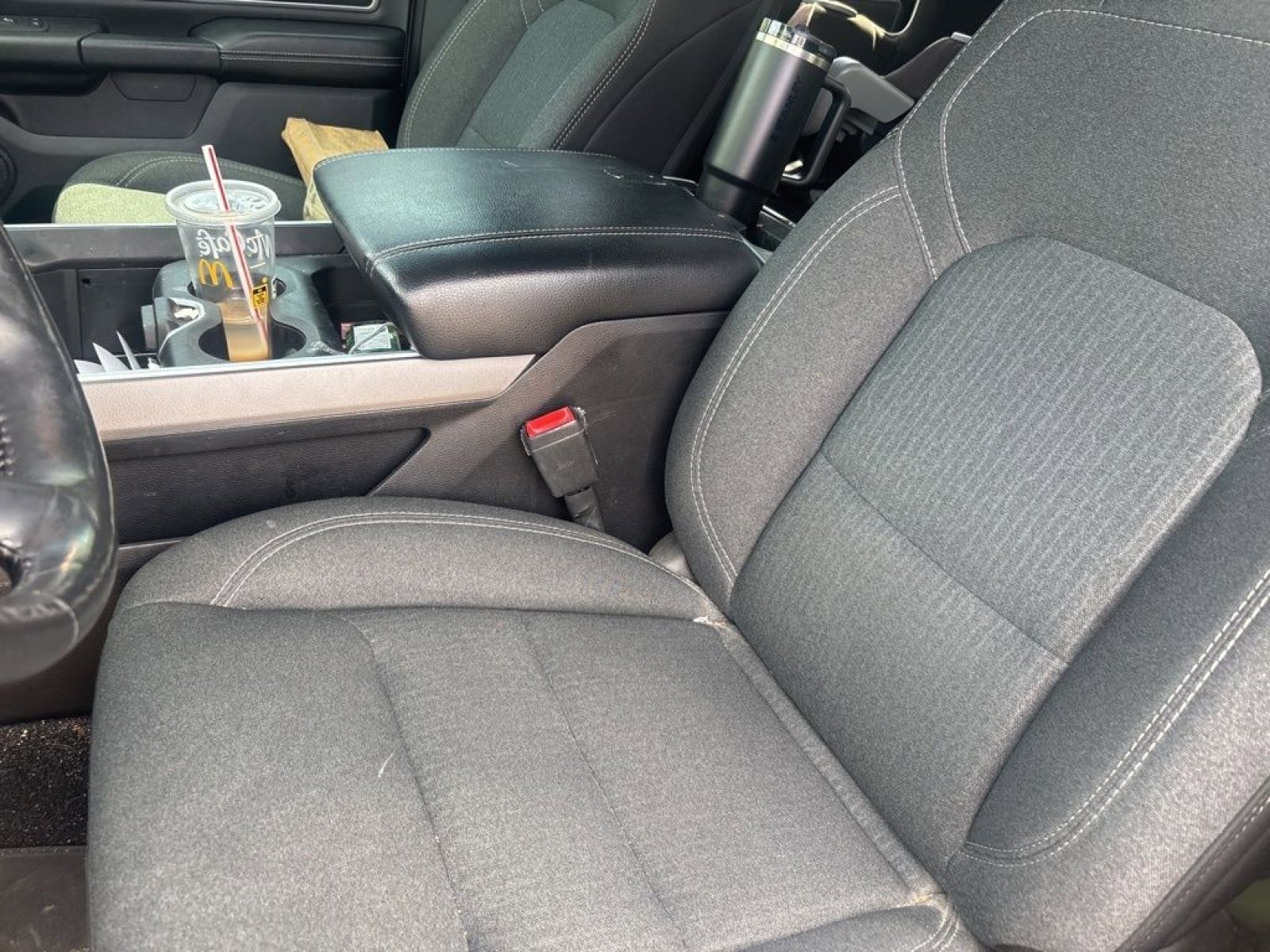 Used 2020 RAM 1500 Big Horn AWD/4WD image 3