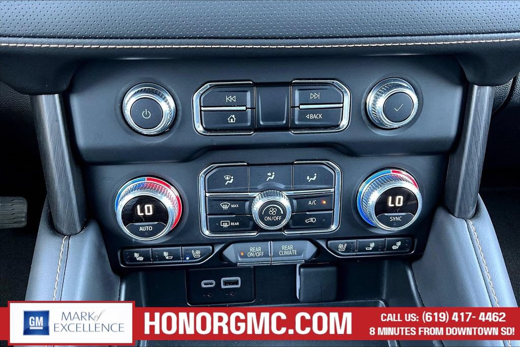 Used 2024 GMC Yukon AT4 w/ AT4 Premium Plus Package AWD/4WD image 15